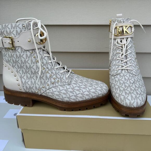 Michael kors Kincaid Lace up boots -Vanilla - Picture 1 of 12